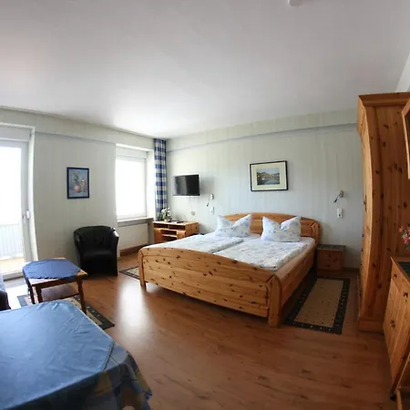 - Haus Budinger Appartement Bruttig-Fankel